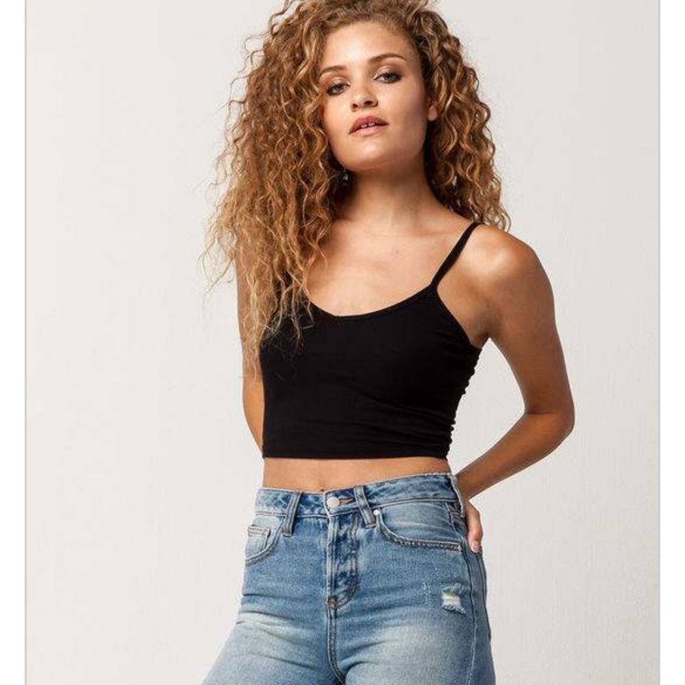 Cropped ribbed tank top